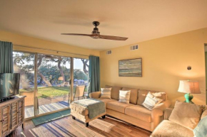 Canyon Lake Condo about 2 Mi to Lake and Marina!